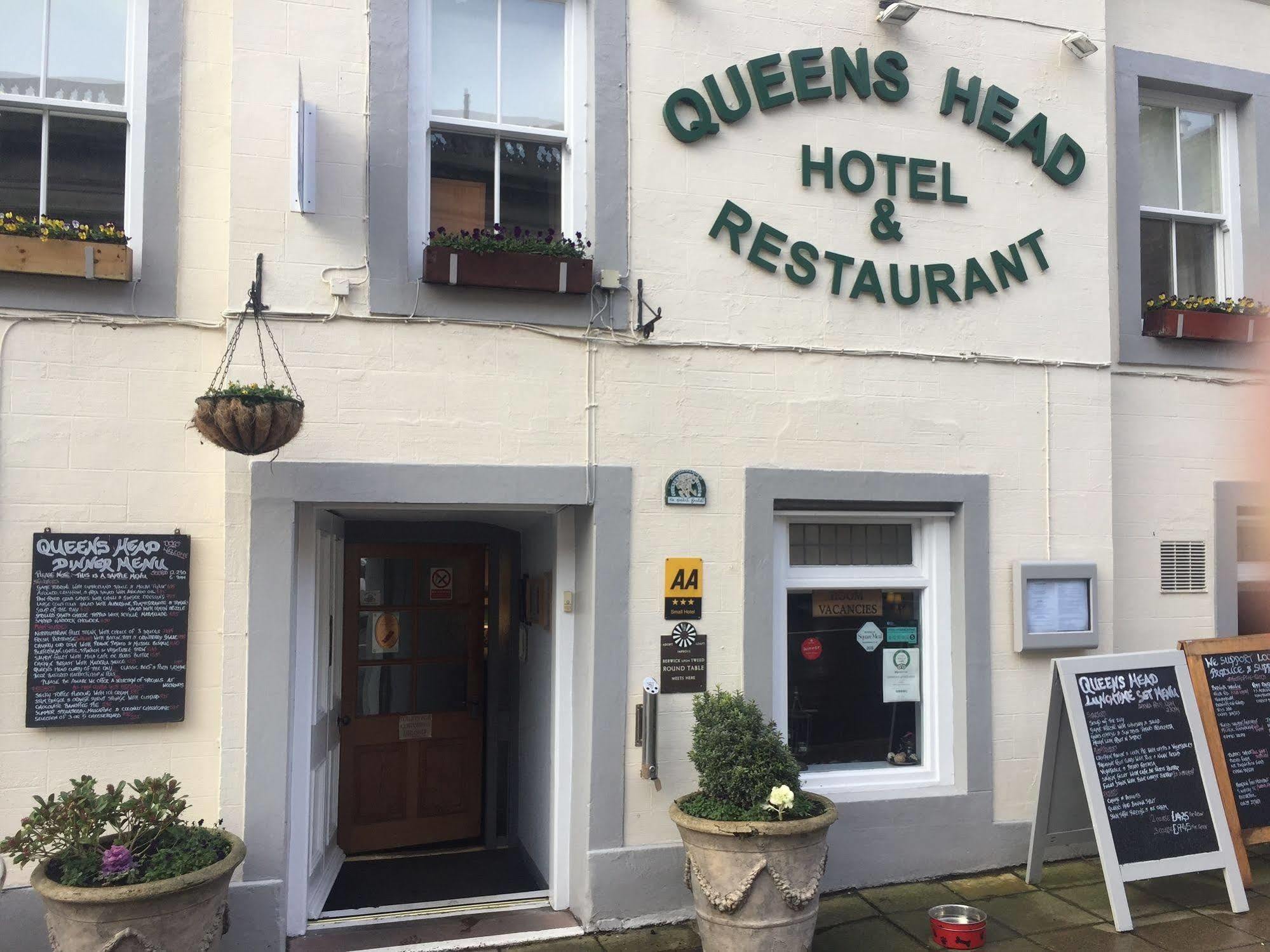 Queens Head Hotel Berwick Upon Tweed Exterior foto